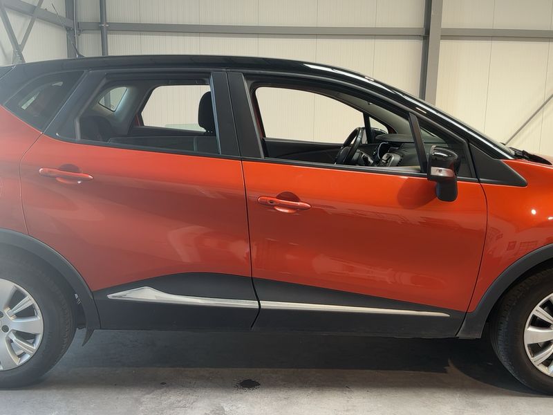 Renault Captur 1.2 TCe Zen 2013 – снимка 10