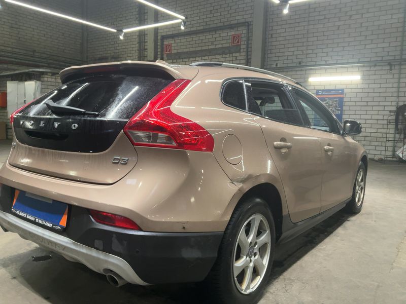 Volvo V40 Cross Country 2.0 D3 You! 2015 – снимка 8