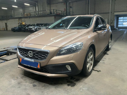 Volvo V40 Cross Country 2.0 D3 You! 2015 – снимка 1