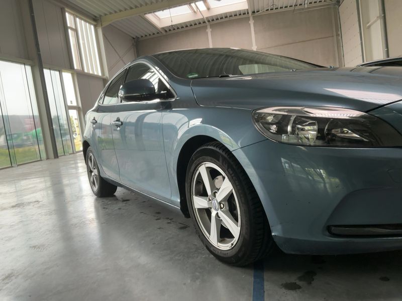 Volvo V40 1.6 D2 Momentum 2014 – снимка 12