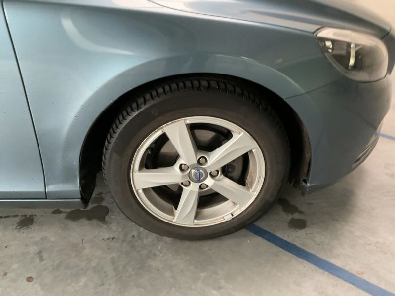 Volvo V40 1.6 D2 Momentum 2014 – снимка 11