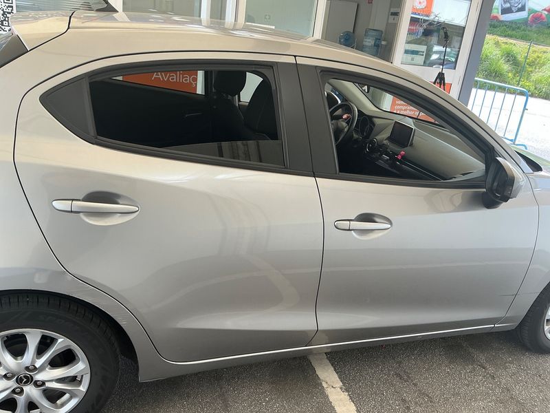 Mazda 2 1.5 Diesel Center-Line 2015 – снимка 10