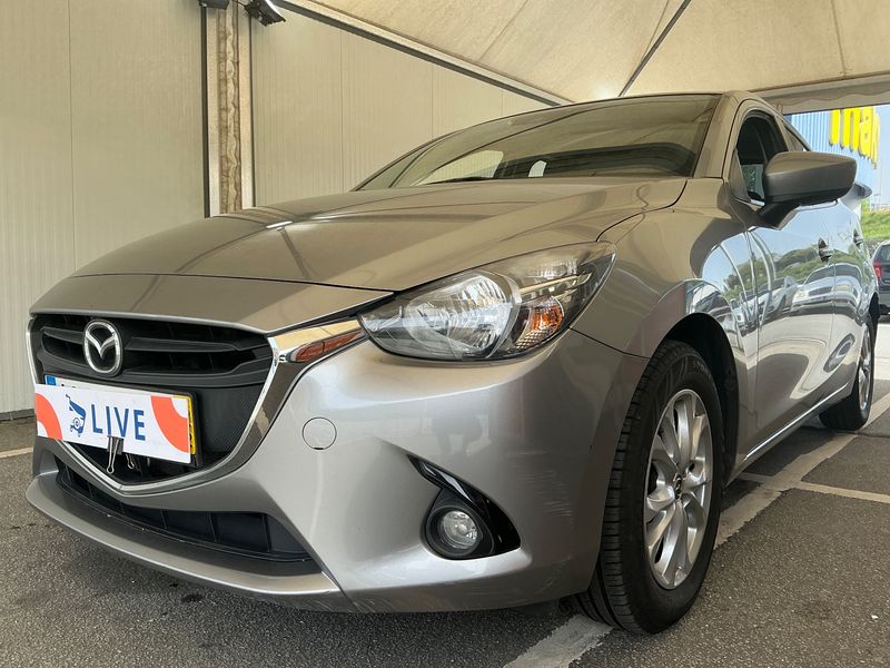 Mazda 2 1.5 Diesel Center-Line 2015 – снимка 2