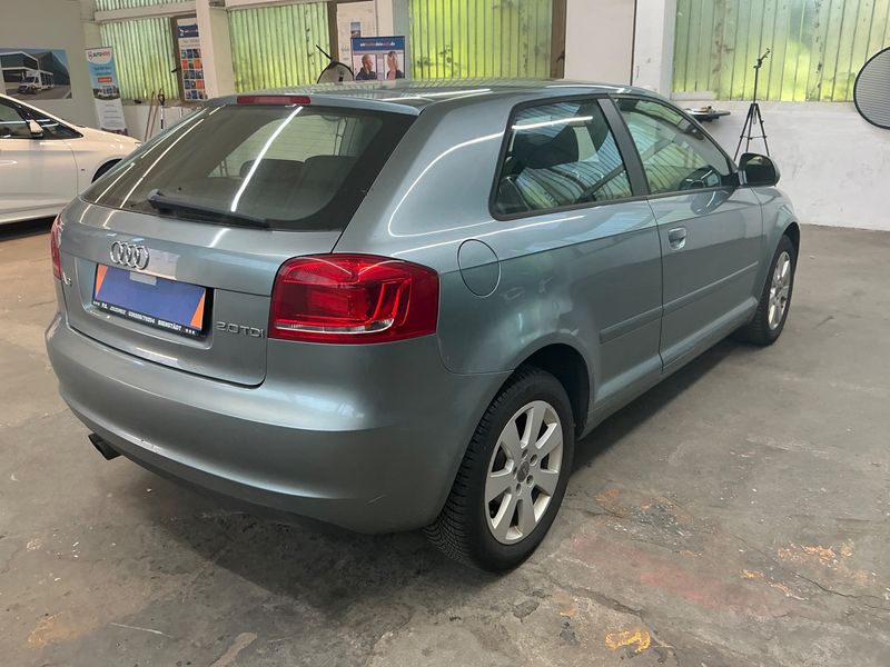 Audi A3 2.0 TDI Attraction 2009 – снимка 2