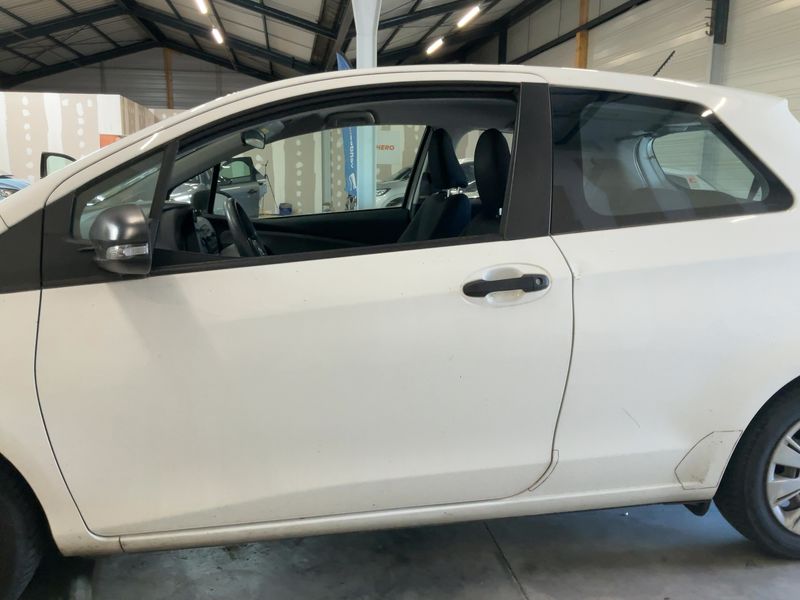 Toyota Yaris 1.4 D-4D Active 2016 – снимка 4