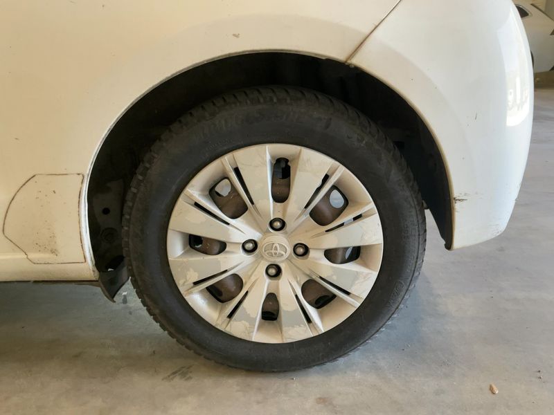 Toyota Yaris 1.4 D-4D Active 2016 – снимка 5