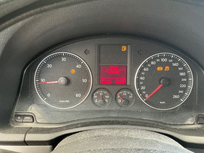 Volkswagen Golf V 1.9 TDI Edition 2009 – снимка 4
