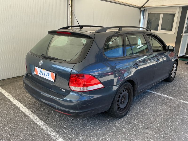 Volkswagen Golf V 1.9 TDI Edition 2009 – снимка 2