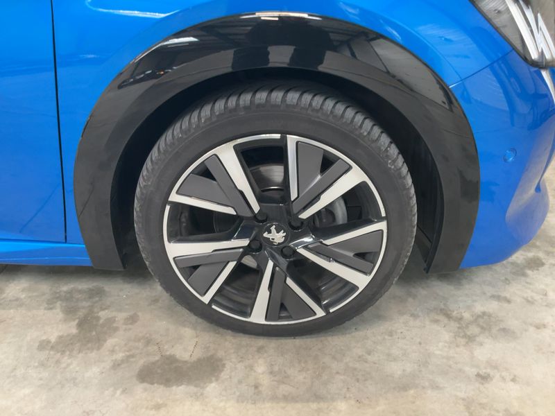 Peugeot 208 1.2 PureTech GT Line 2021 – снимка 11