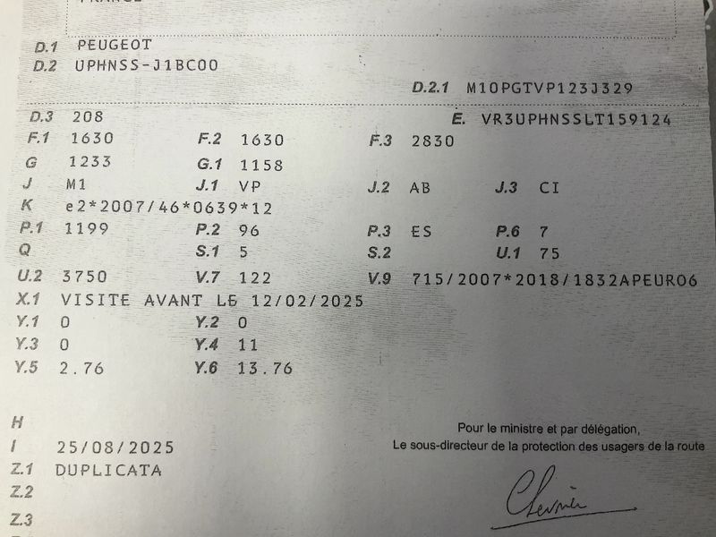 Peugeot 208 1.2 PureTech GT Line 2021 – снимка 20