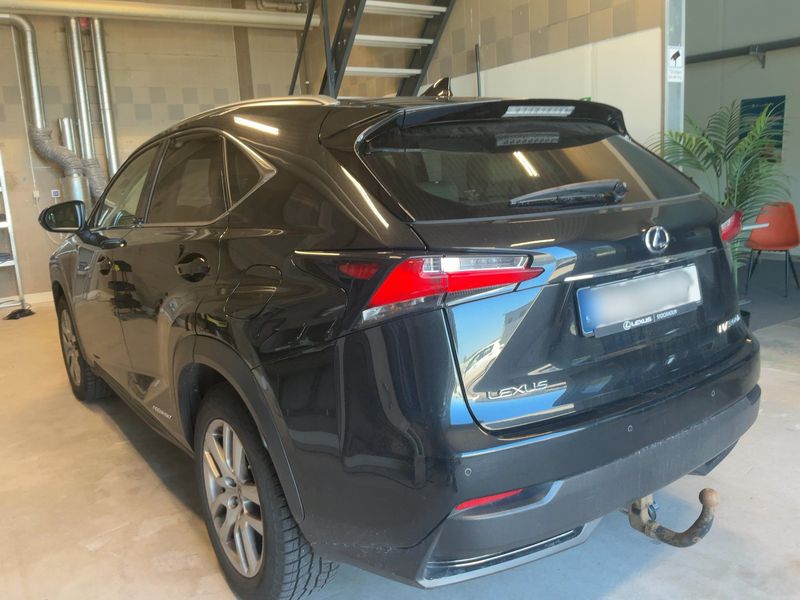 Lexus NX-Serie NX 300h E-Four Executive 2016 – снимка 6