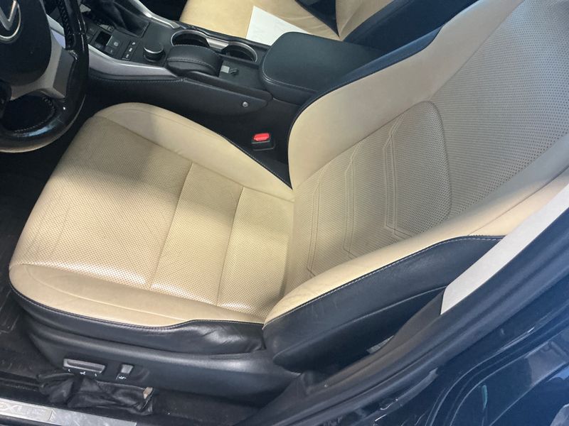 Lexus NX-Serie NX 300h E-Four Executive 2016 – снимка 24