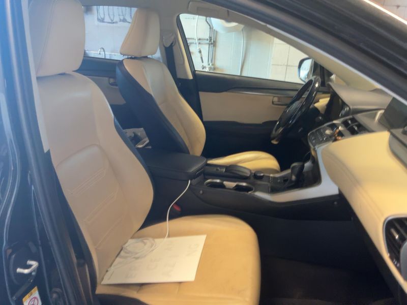 Lexus NX-Serie NX 300h E-Four Executive 2016 – снимка 16