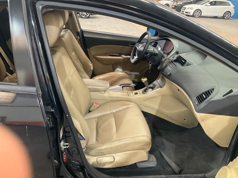 Honda Civic 2.2 CTDI Executive 2006 – снимка 3