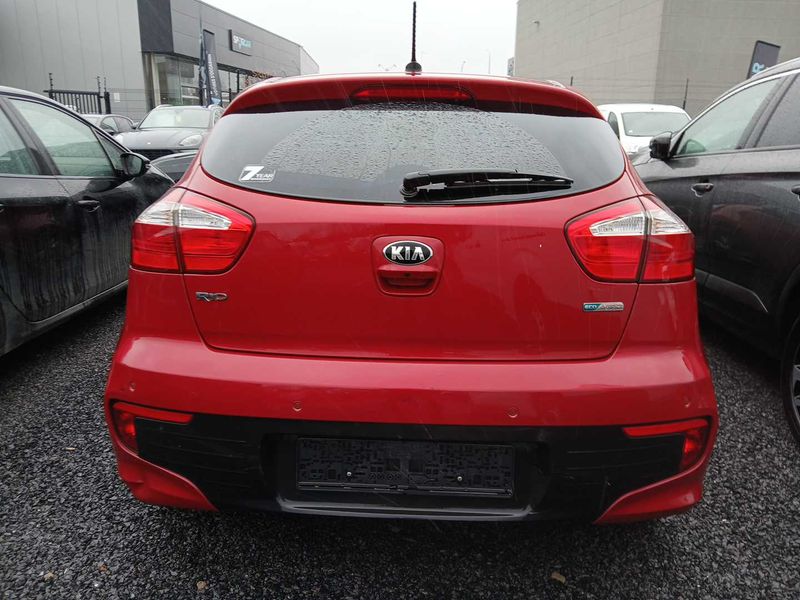 Kia Rio 1.1 CRDi Attract 2016 – снимка 4