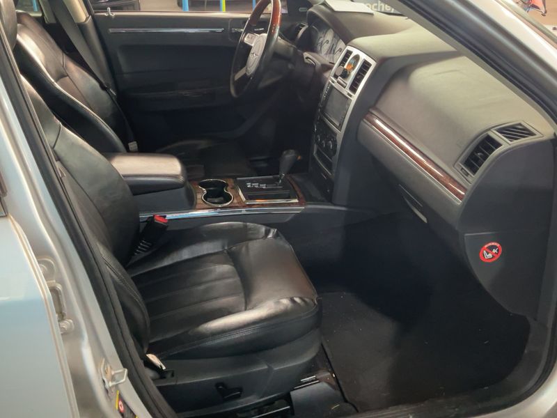 Chrysler 300 C 3.0 CRD 2010 – снимка 16