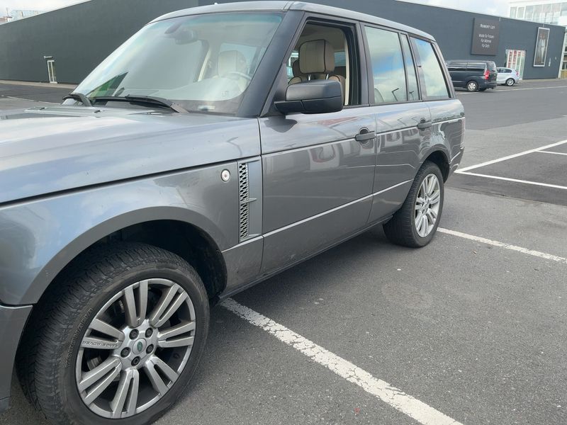 Land Rover Range Rover 3.6 TD V8 Vogue 2009 – снимка 2