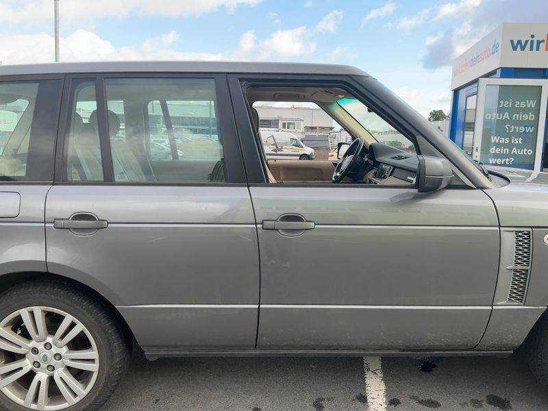 Land Rover Range Rover 3.6 TD V8 Vogue 2009 – снимка 10