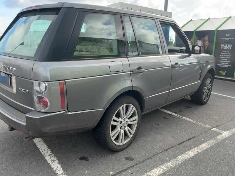 Land Rover Range Rover 3.6 TD V8 Vogue 2009 – снимка 8