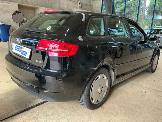 Audi A3 Sportback 1.2 TFSI Select 2011 – снимка 2