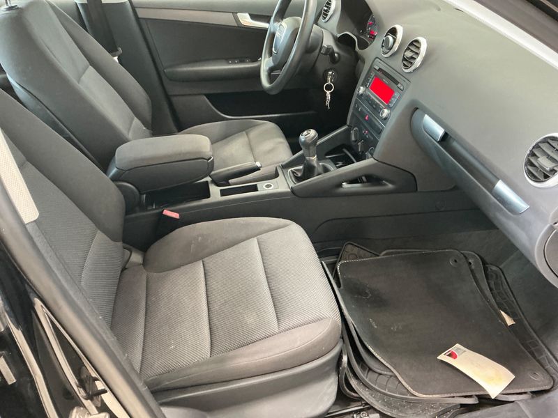 Audi A3 Sportback 1.2 TFSI Select 2011 – снимка 3