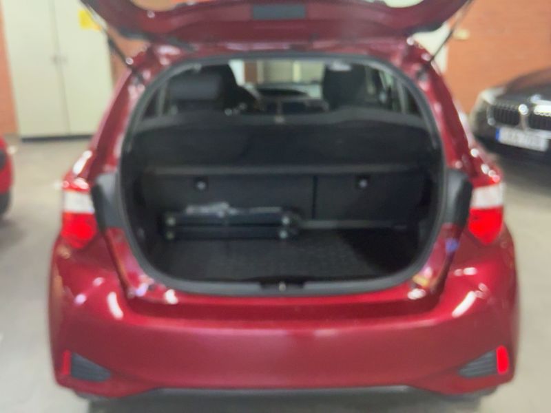 Toyota Yaris 1.5 Hybrid 2018 – снимка 16