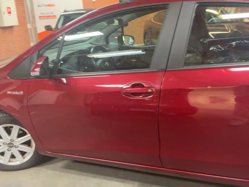 Toyota Yaris 1.5 Hybrid 2018 – снимка 4