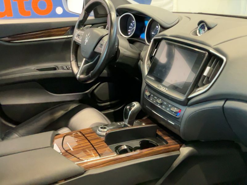 Maserati Ghibli 3.0 V6 Diesel Gran Sport 2017 – снимка 17