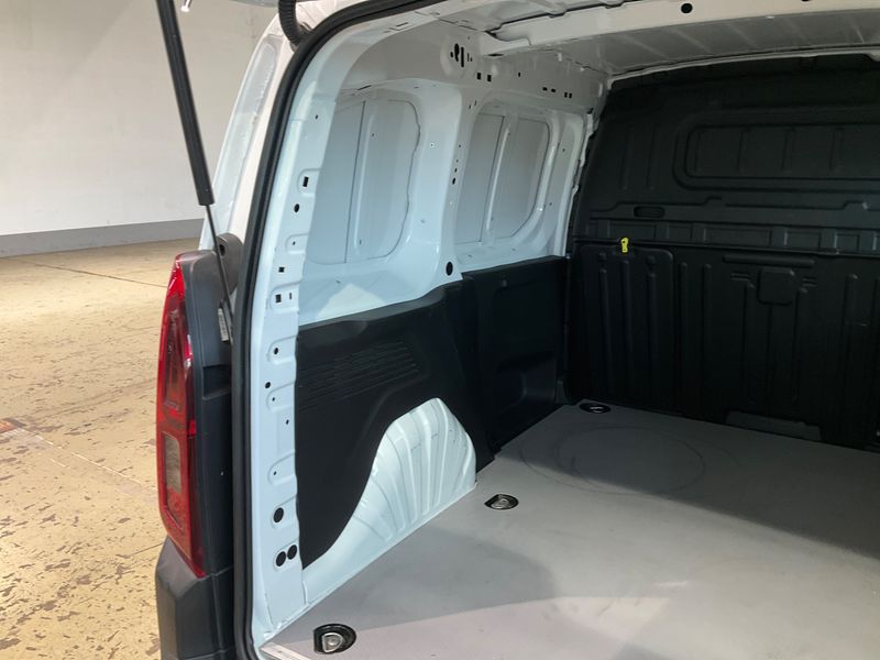 Citroen Berlingo 1.5 Blue-HDi Control M 2019 – снимка 25