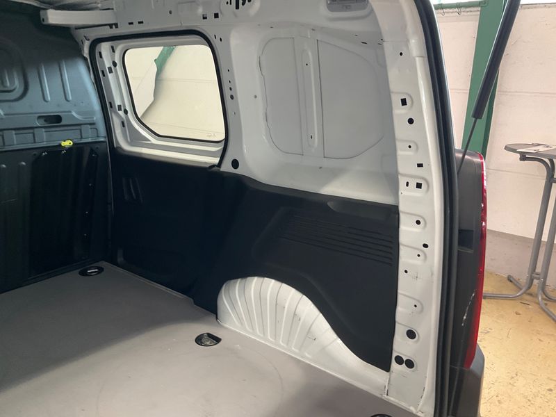 Citroen Berlingo 1.5 Blue-HDi Control M 2019 – снимка 24