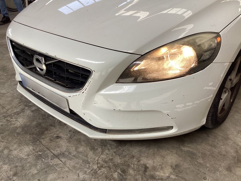 Volvo V40 1.6 D2 Kinetic 2013 – снимка 37