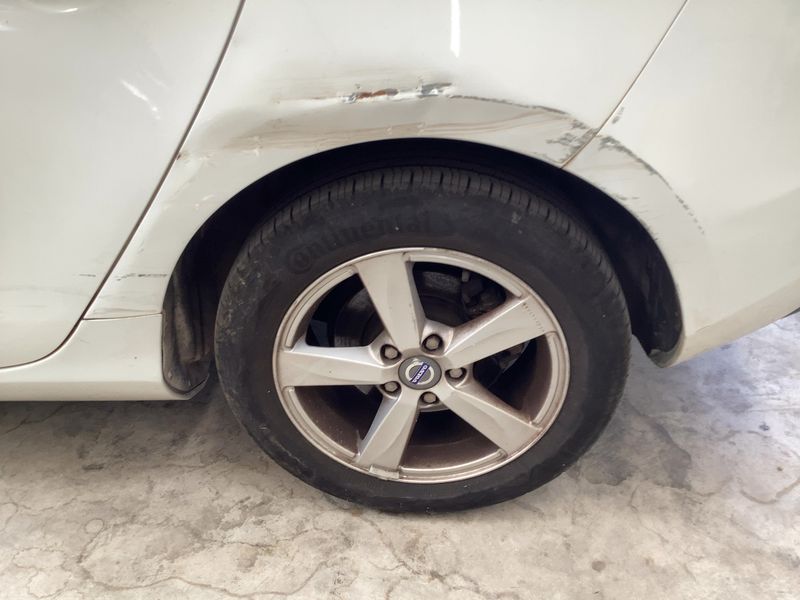 Volvo V40 1.6 D2 Kinetic 2013 – снимка 5