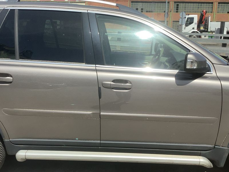 Volvo XC90 2.4 D5 Momentum 2011 – снимка 10