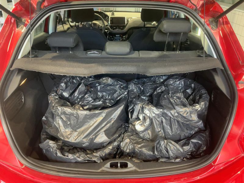 Peugeot 208 1.6 Allure 2013 – снимка 15