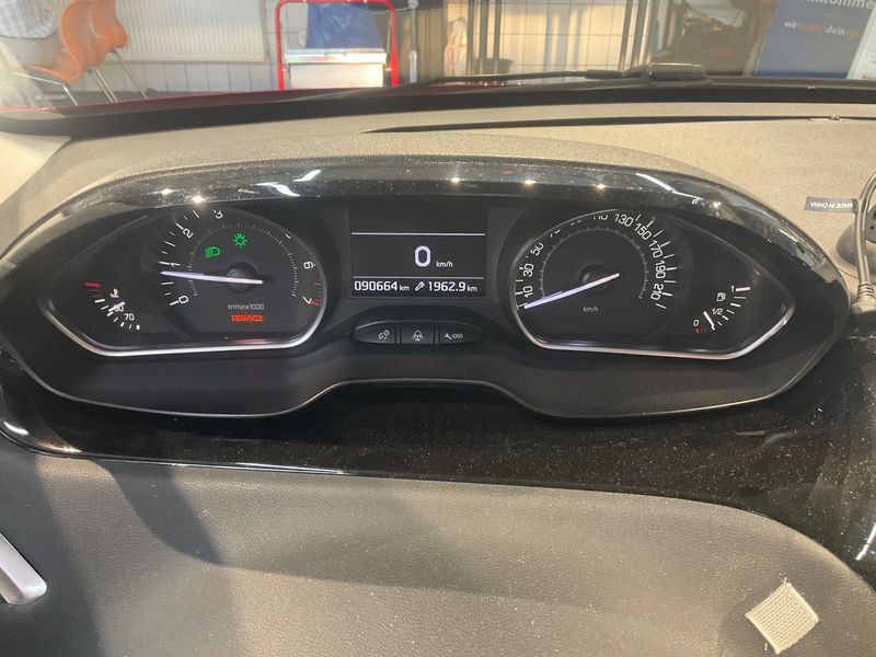 Peugeot 208 1.6 Allure 2013 – снимка 18