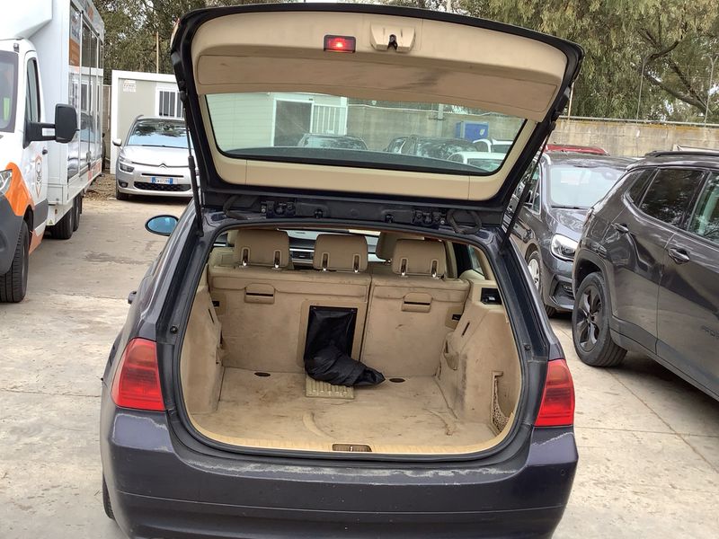 BMW 3er 320d 2008 – снимка 15