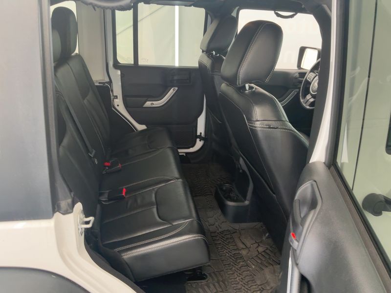 Jeep Wrangler Unlimited 3.6 V6 Rubicon 2018 – снимка 19