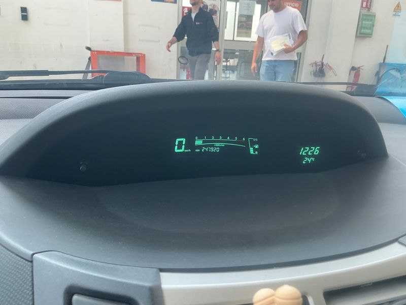 Toyota Yaris 1.4 D-4D 2007 – снимка 4