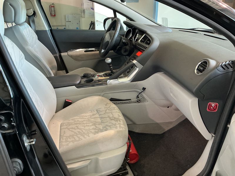 Peugeot 3008 2.0 HDi Platinum 2009 – снимка 3