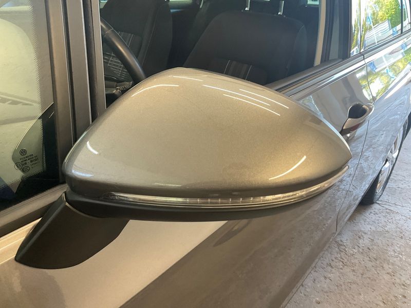 Volkswagen Golf VII Sportsvan 1.4 TSI Lounge BlueMotion Tech 2015 – снимка 24