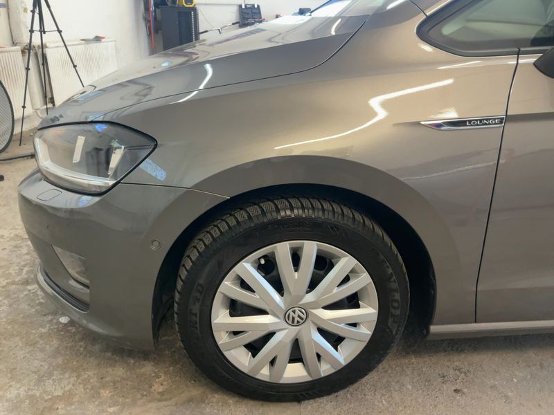 Volkswagen Golf VII Sportsvan 1.4 TSI Lounge BlueMotion Tech 2015 – снимка 2