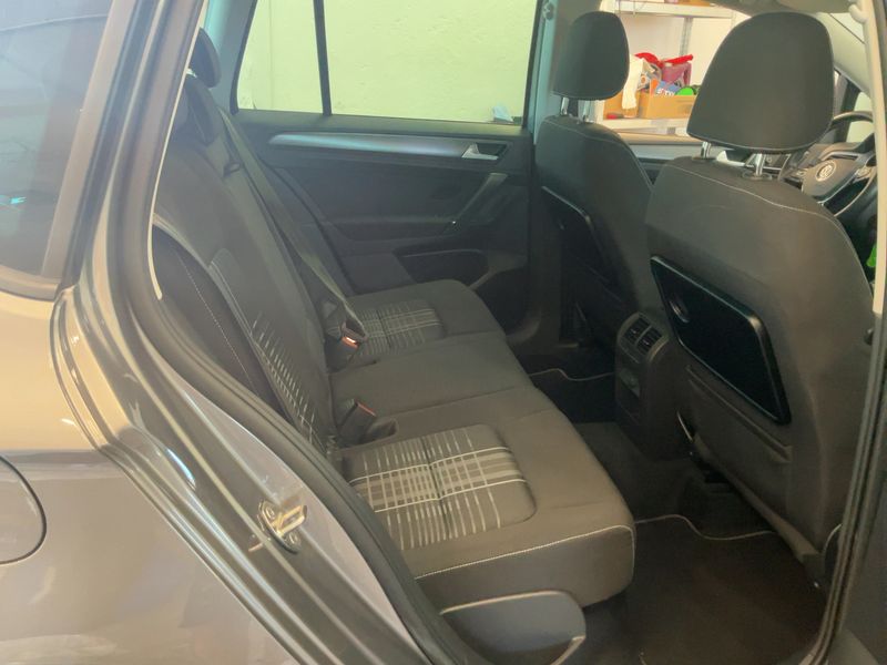 Volkswagen Golf VII Sportsvan 1.4 TSI Lounge BlueMotion Tech 2015 – снимка 20