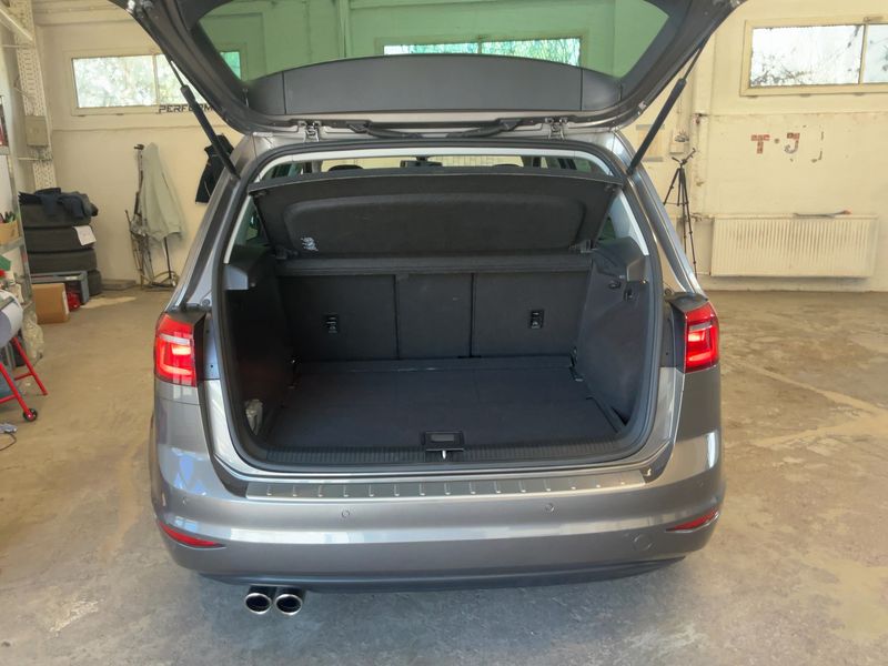 Volkswagen Golf VII Sportsvan 1.4 TSI Lounge BlueMotion Tech 2015 – снимка 16