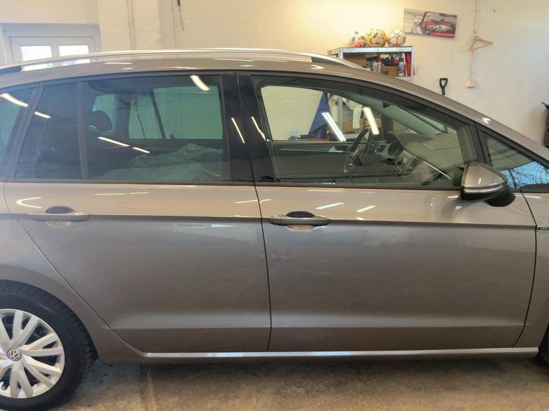 Volkswagen Golf VII Sportsvan 1.4 TSI Lounge BlueMotion Tech 2015 – снимка 10