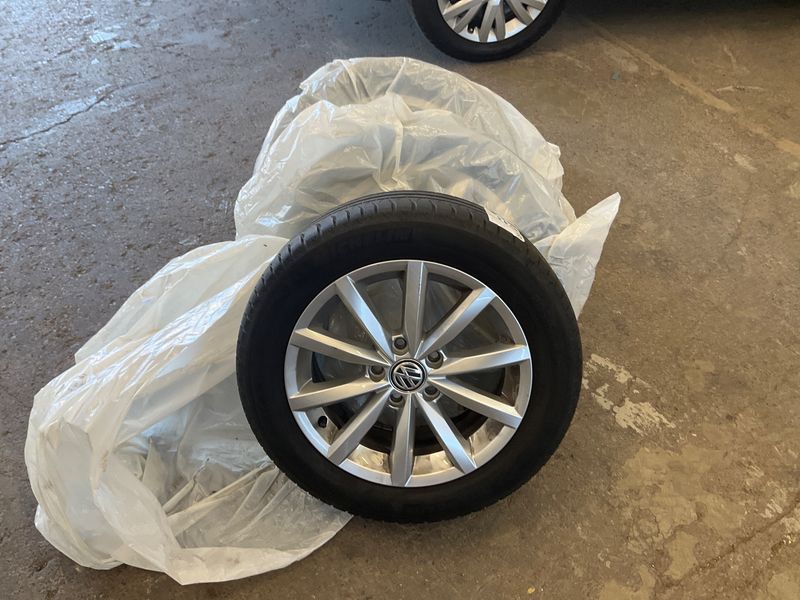 Volkswagen Golf VII Sportsvan 1.4 TSI Lounge BlueMotion Tech 2015 – снимка 15