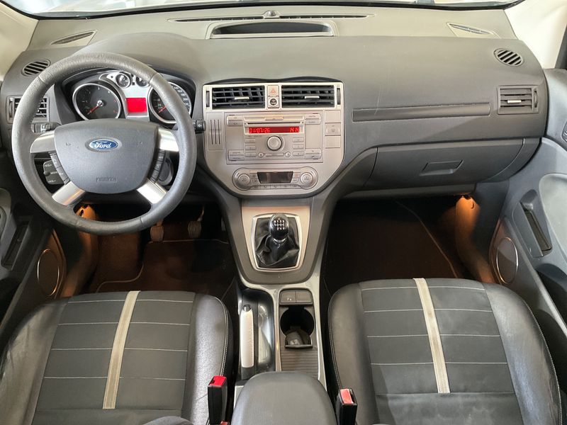 Ford Kuga 2.0 TDCi Titanium 2010 – снимка 17