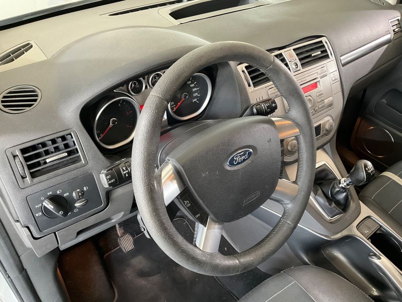 Ford Kuga 2.0 TDCi Titanium 2010 – снимка 30