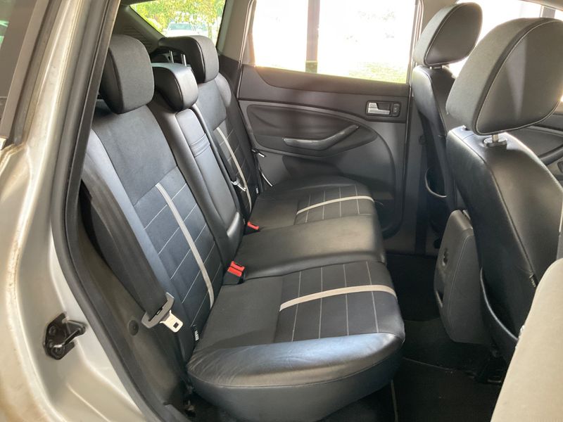 Ford Kuga 2.0 TDCi Titanium 2010 – снимка 19