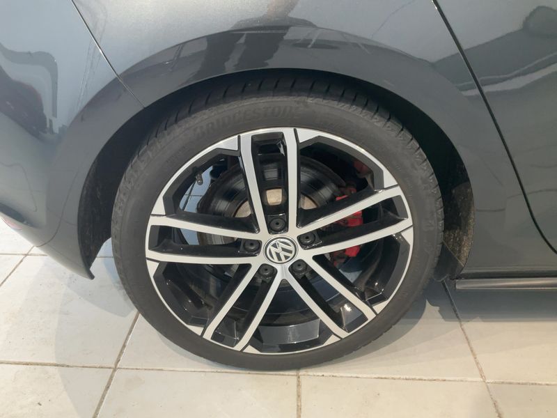 Volkswagen Golf VII 2.0 TDI GTD BlueMotion Tech 2016 – снимка 9
