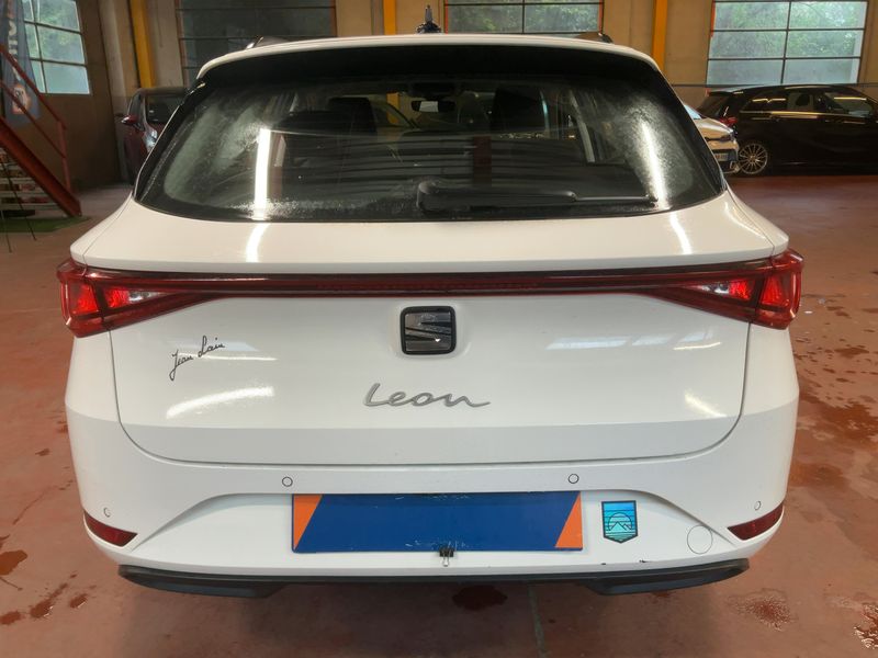 Seat Leon 2.0 TDI Style Business 2022 – снимка 7